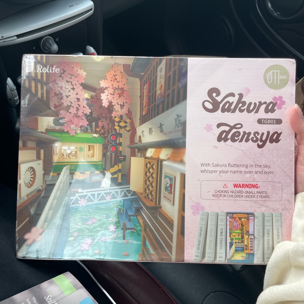 Rolife Sakura Densya 3D Wooden DIY Miniature House Book Nook Set New Unopened